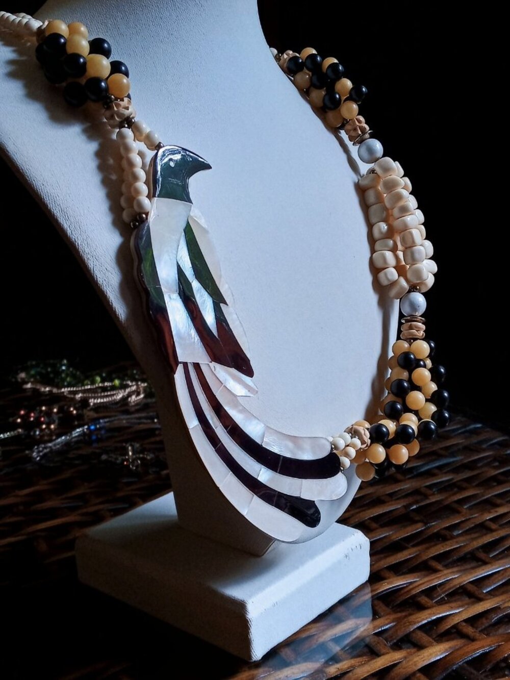 Striking Vintage Mother-of-Pearl Inlay Bird Statement Necklace - Picture 3 of 15